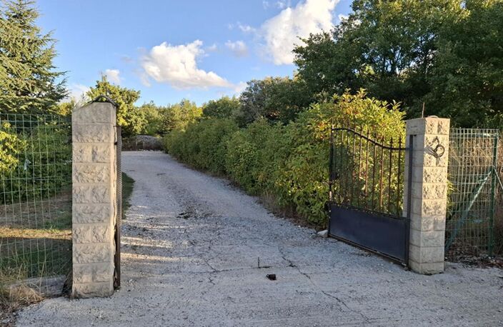 AUREL (84390)  COUP DE COEUR POUR CETTE VILLA DE 124 M² AVEC 4 CHAMBRES UN GARAGE ET 3 600 M² DE TERRAIN — photo 3