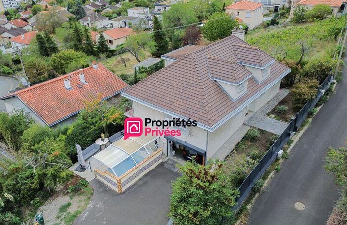 Clermont Ferrand  maison  T 7 de 214m² avec piscine et vue sur le Puy de Dôme et Clermont Ferrand — photo 2