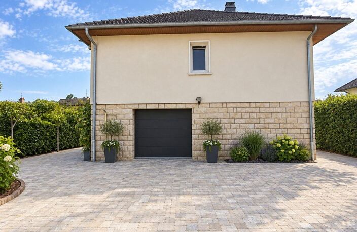 VARENNES-VAUZELLES - MAISON 5 CHAMBRES — photo 4