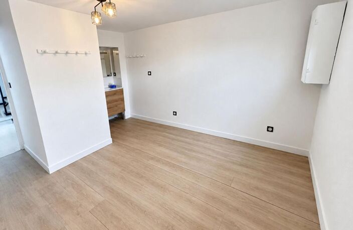 GIMONT MAISON DE 110 M² AVEC VUE DÉGAGÉE, BALCON PLEIN SUD — photo 4