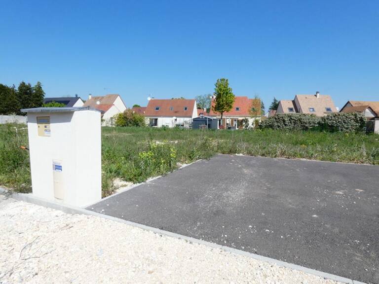 Terrain  viabilisé 420 m² (OULINS) — photo 1