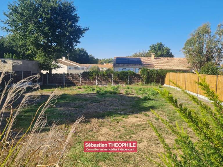 Terrain constructible 350m2 viabilisé et clôturé — photo 1