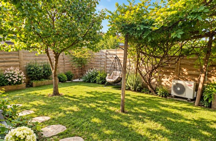 CHARME ET ORIGINALITÉ POUR CETTE MAISON EN PIERRE AVEC JARDIN ET STUDIO INDÉPENDANT — photo 2