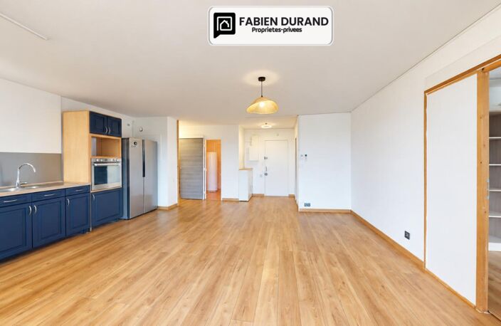 Appartement T4 91,73 m2  Garage Ascenseur à Draguignan — photo 3