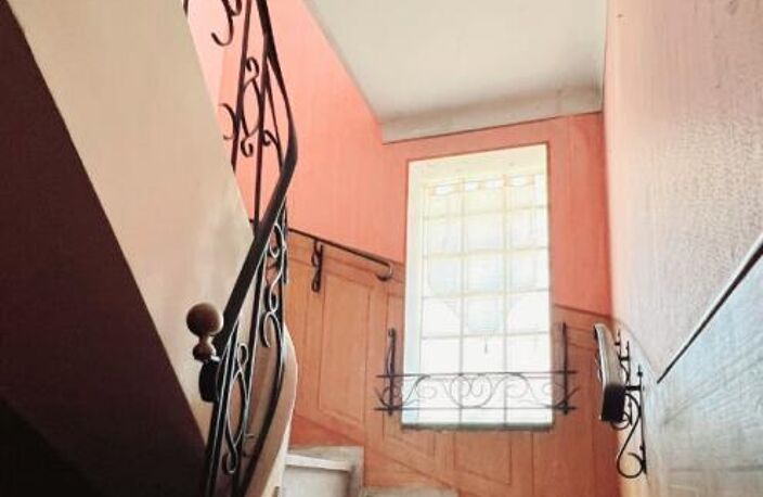 Salindres - Ensemble immobilier  - Appartement + Local commercial loué — photo 4