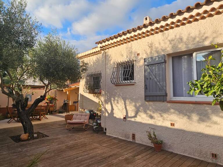 VILLA -LA SEYNE SUR MER - CHATEAUBANNE — photo 1