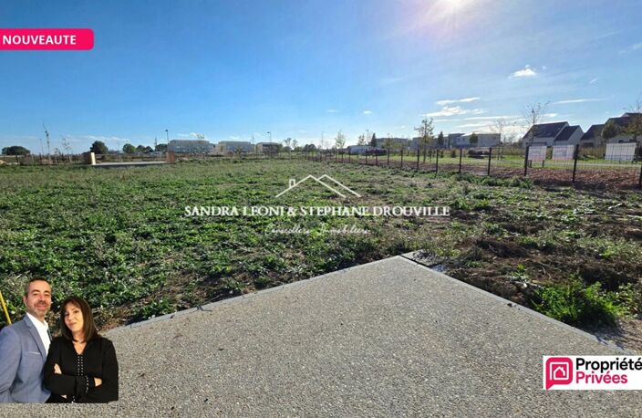 CHARTRES - CHAMPHOL JOLI TERRAIN VIABILISE A BATIR DE 425 m² — photo 2