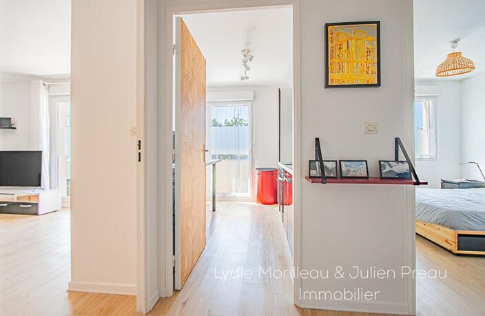 LA CHAPELLE-SUR-ERDRE - Centre-bourg - T2 avec balcon (46 m²) — photo 2