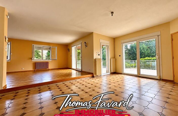 Grande maison familiale 238 m² - 7 chambres - jardin & garages — photo 3