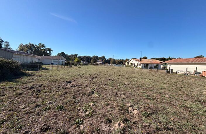 TERRAIN A BATIR MIOS 2100M² 20% EMPRISE — photo 2