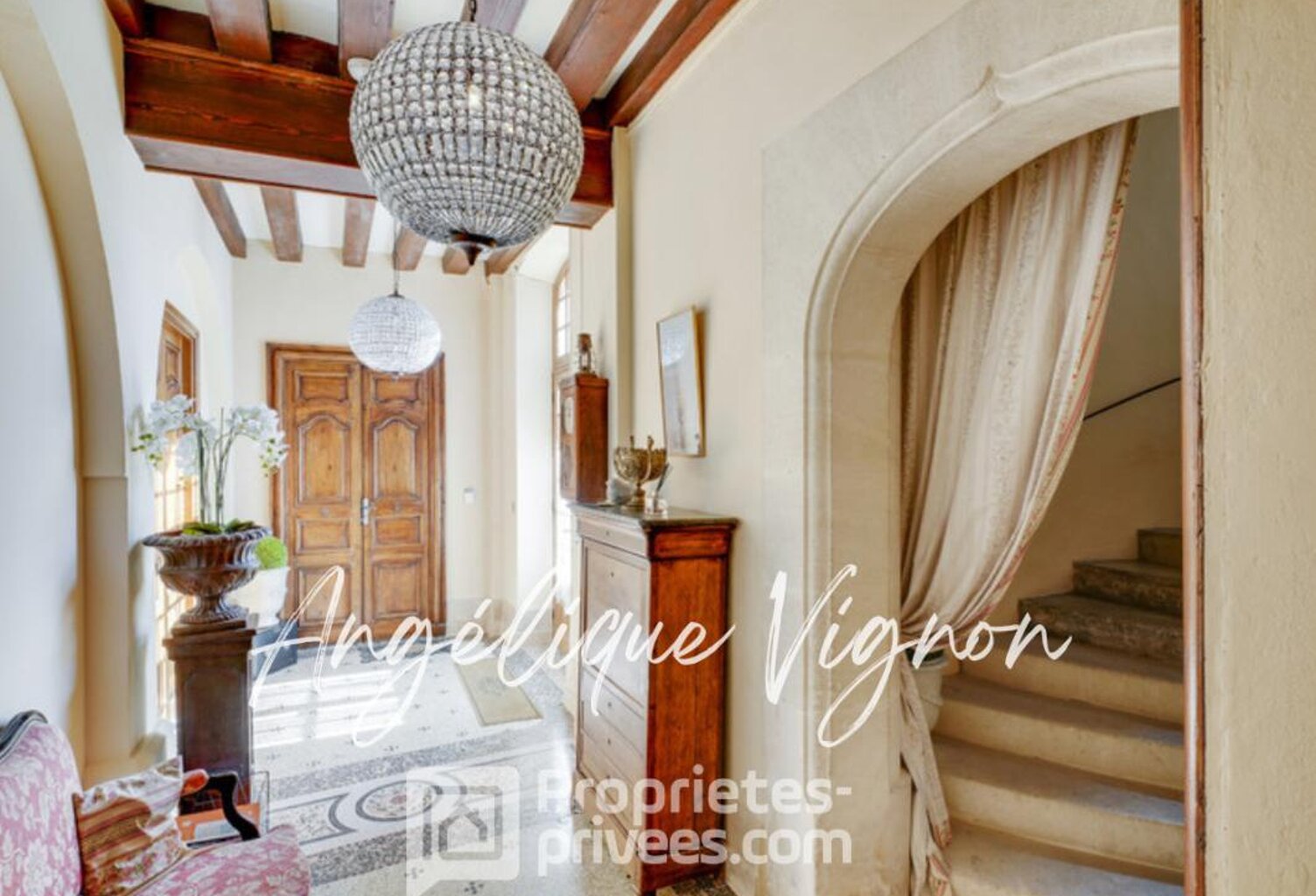 Appartement d'exception avec piscine dans Château 380 000 — photo 1
