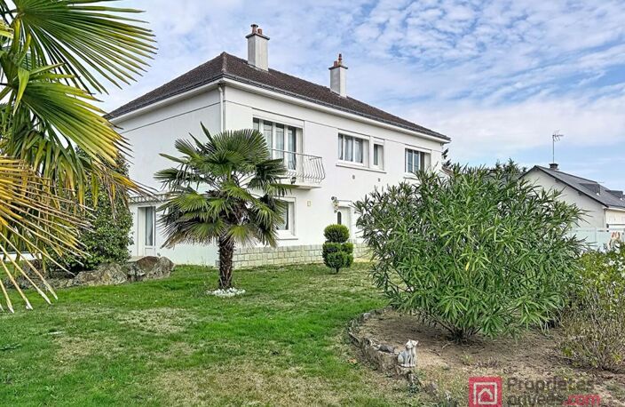 Maison Sautron 8 pièce(s) 172 m2 — photo 3