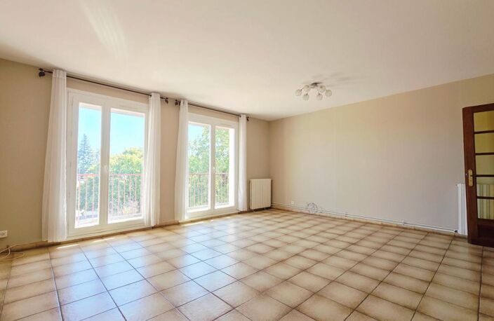 APPARTEMENT 105M² 5 PIECES 4 CHAMBRES BALCON GARAGE — photo 2