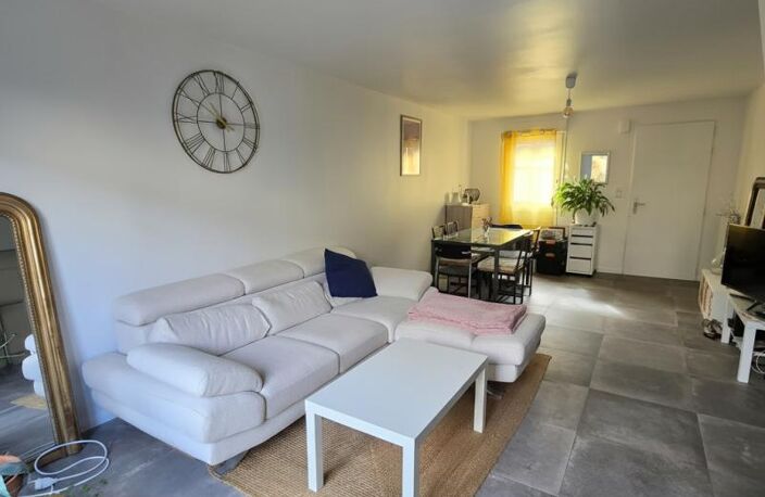 VIEUX DOULON : maison familiale avec jardin, garage et 3 chambres — photo 5