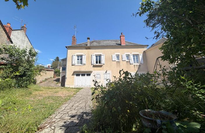 Belle maison ancienne à Guérigny — photo 3