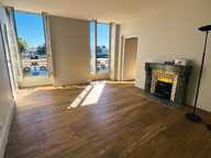 A VENDRE BEL APPARTEMENT ANNEES 1900 BORD DE LOIRE ROANNE 42300 — photo 4