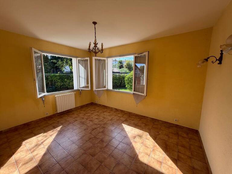 Maison À Vendre — photo 1