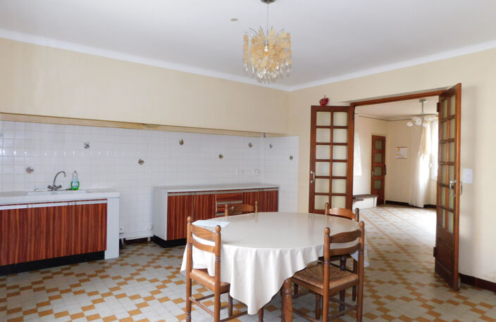 Simorre, maison de village de 220m2 avec jardinet/cour de 90 — photo 2