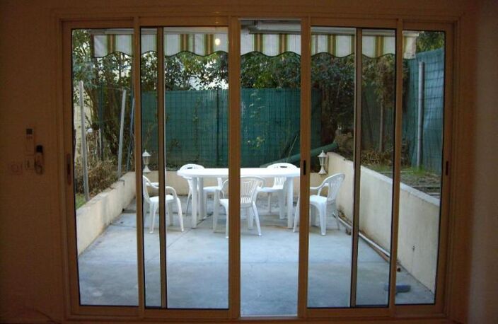 Location appartement 2 pièces 46 m² à Draguignan (83300) — photo 2