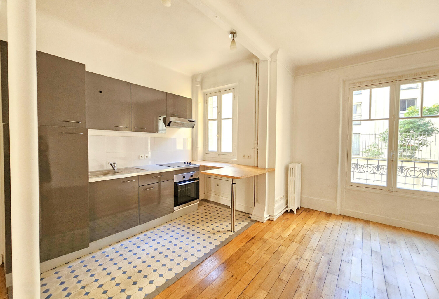 Paris 15ème 44 m² traversant, calme et lumineux — photo 1