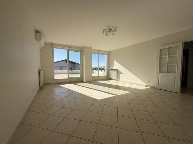 Appartement 4 pièces 103 m² à Charbonnières-les-Bains — photo du bien