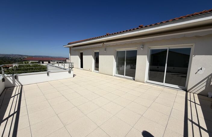 Location appartement 4 pièces 103 m² à Charbonnières-les-Bains (69260) — photo 3