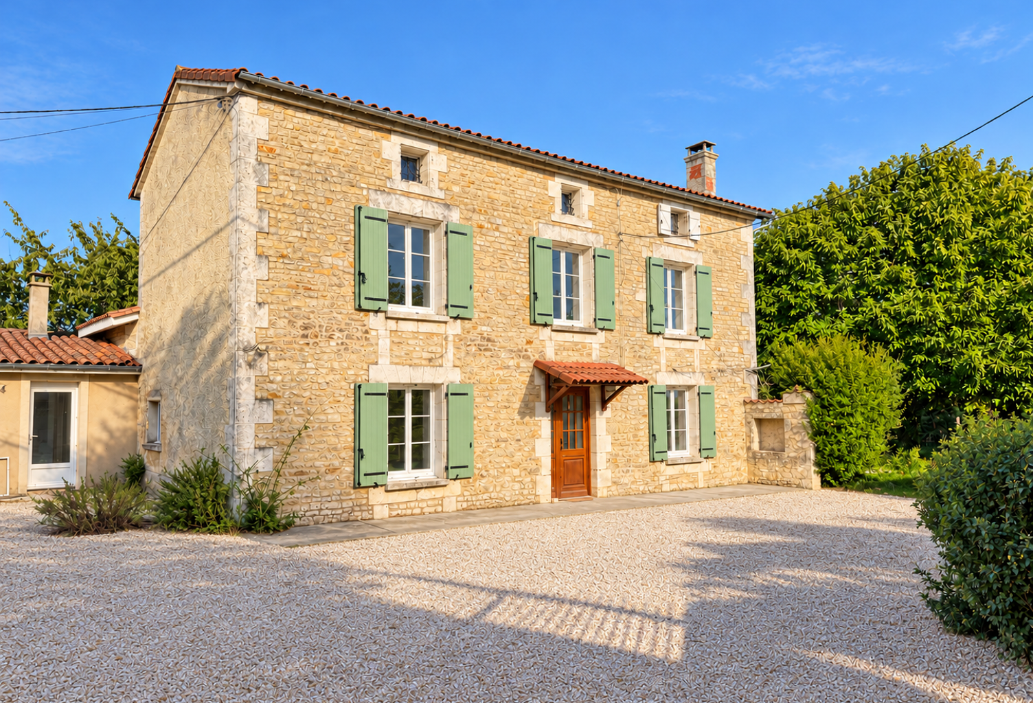 FOUQUEURE   MAISON DE 154 M2 AVEC GRANGE ET TERRAIN DE 6 900 — photo 1