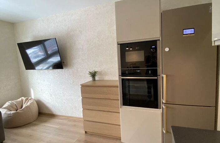 Studio meublé 24m² - paris 17e (rue des dames / metro villiers) — photo 2