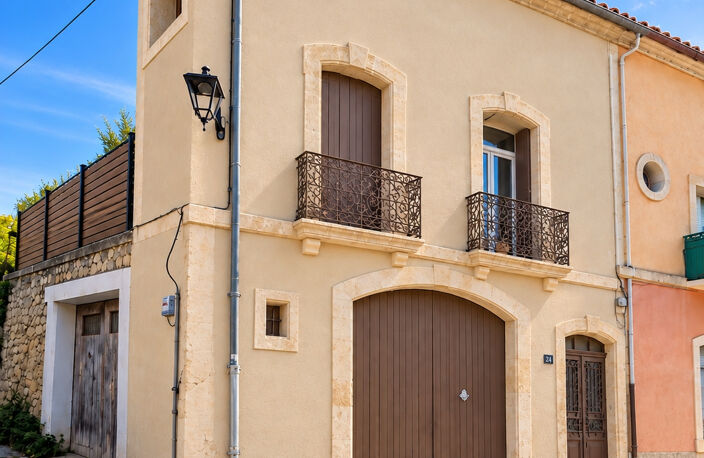 Dépt Hérault (34) - ANIANE - À vendre - Grande maison de vil — photo 2