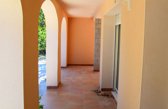 Dépt. 07 - A VENDRE à LANAS - Maison de 262 m2 - Parcelle de — photo 3