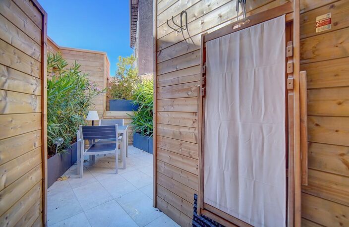 ideal investisseur studio au coeur de CANNES — photo 2