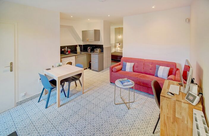 ideal investisseur studio au coeur de CANNES — photo 3