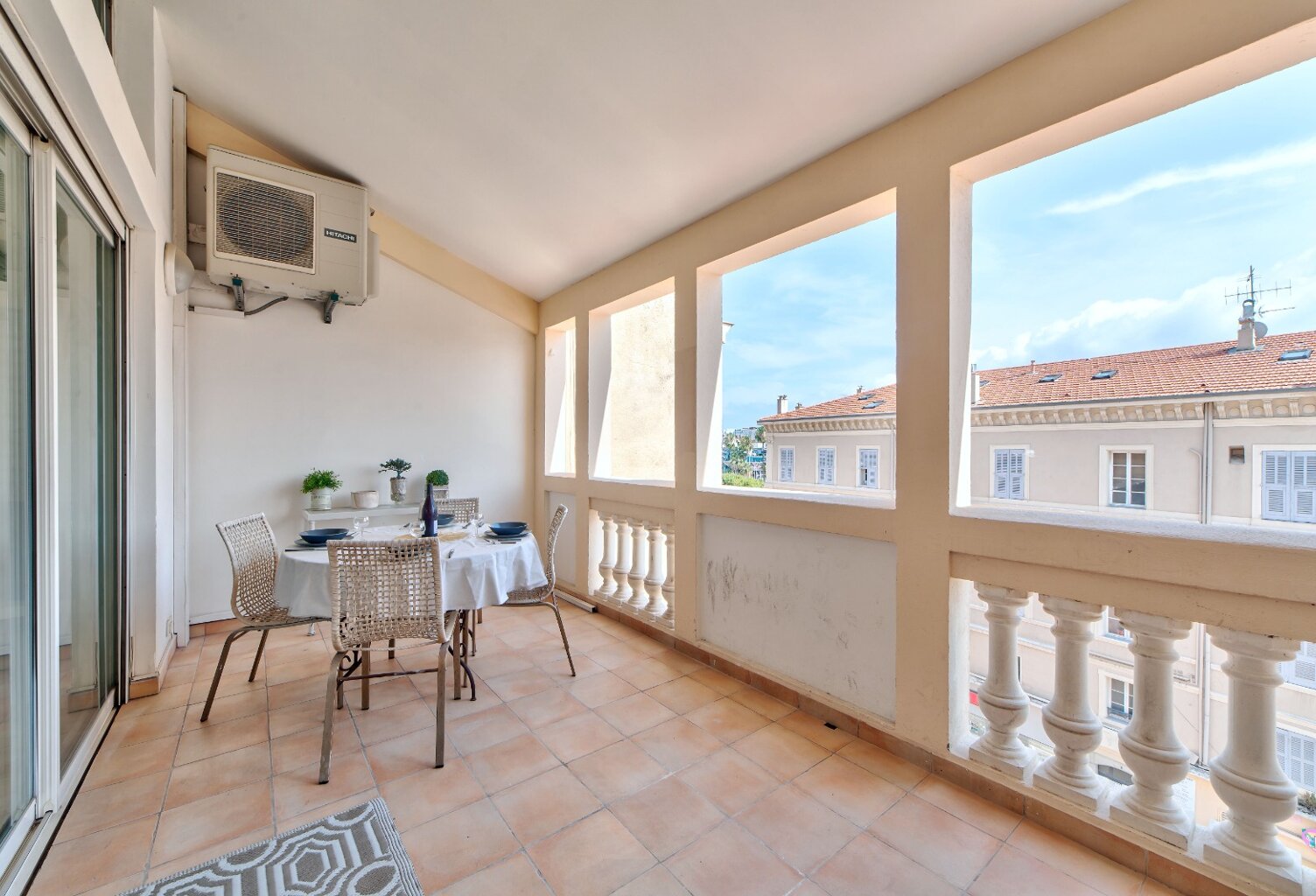 Un art de vivre unique a Cannes Duplex avec terrasse et vue mer — photo 1