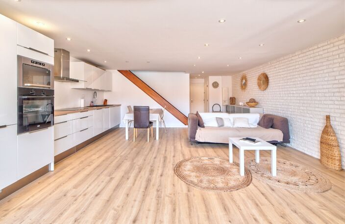 Un art de vivre unique a Cannes Duplex avec terrasse et vue mer — photo 5