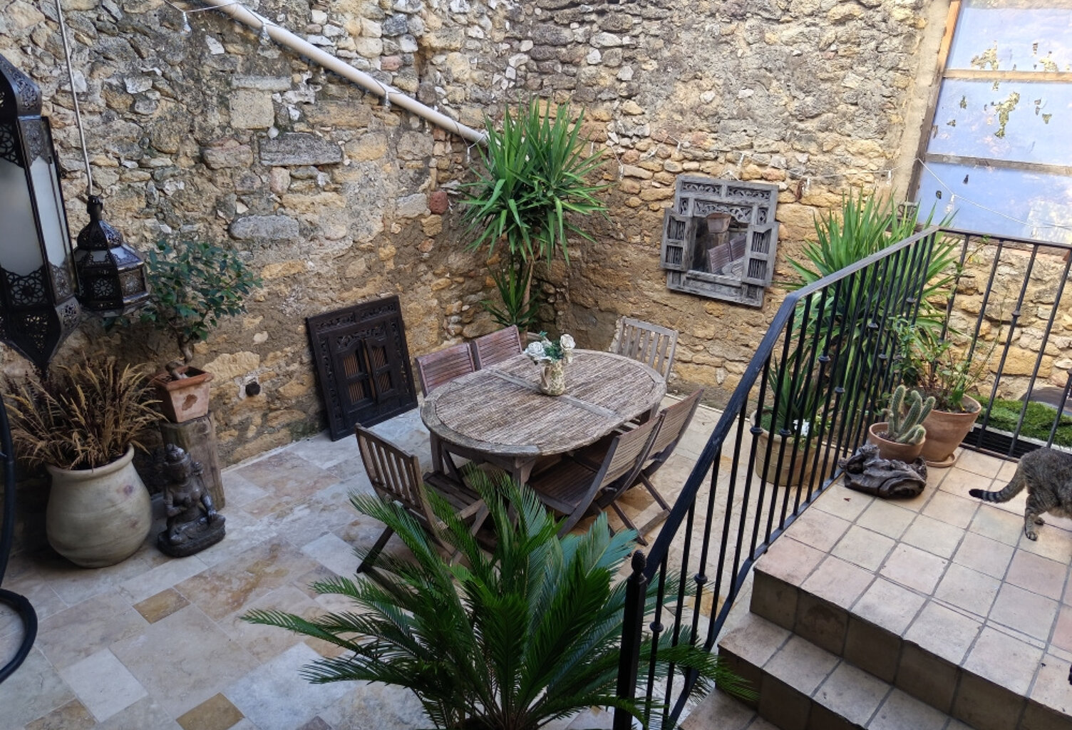 Maison de village de 80 m2 avec cour intérieure — photo 1