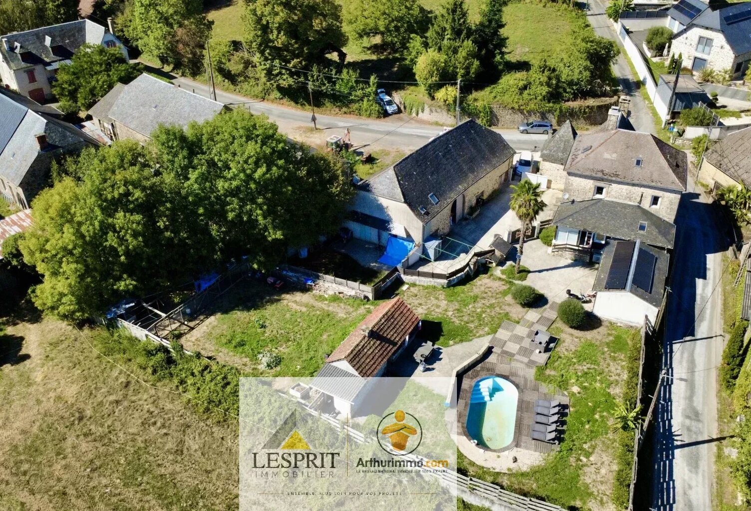 Maison avec grange  à Sainte-Féréole — photo 1