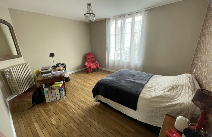 Maison, Secteur Robespierre, REIMS — photo 4