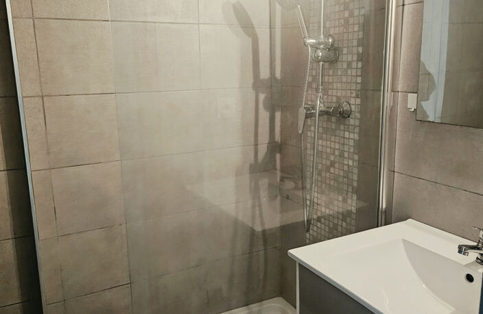 Studio 26 m2 avec cave centre village — photo 3