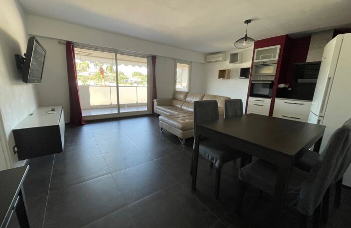 F2 meublé avec garage résidence avec piscine — photo 2