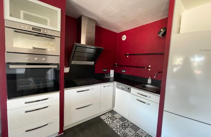 F2 meublé avec garage résidence avec piscine — photo 3