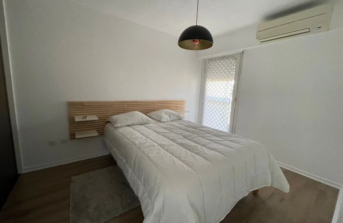 F2 meublé avec garage résidence avec piscine — photo 4