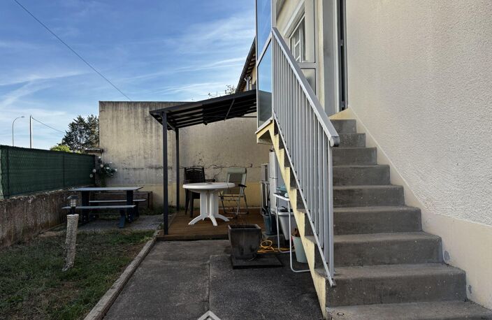Maison - 67m² - Châtellerault — photo 2