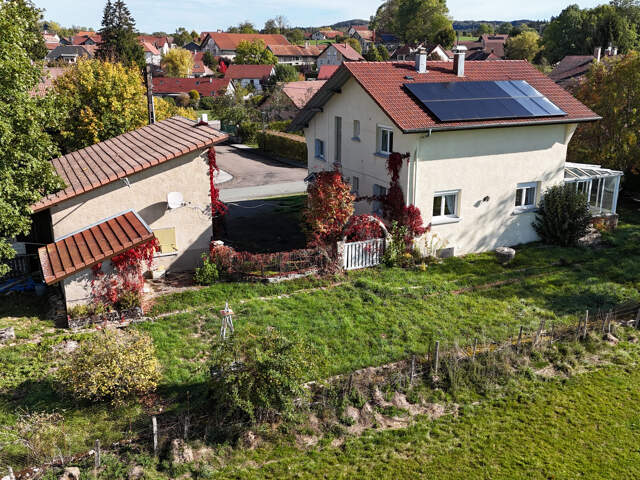 TREVILLERS - GRANDE MAISON AVEC DEPENDANCES — photo du bien