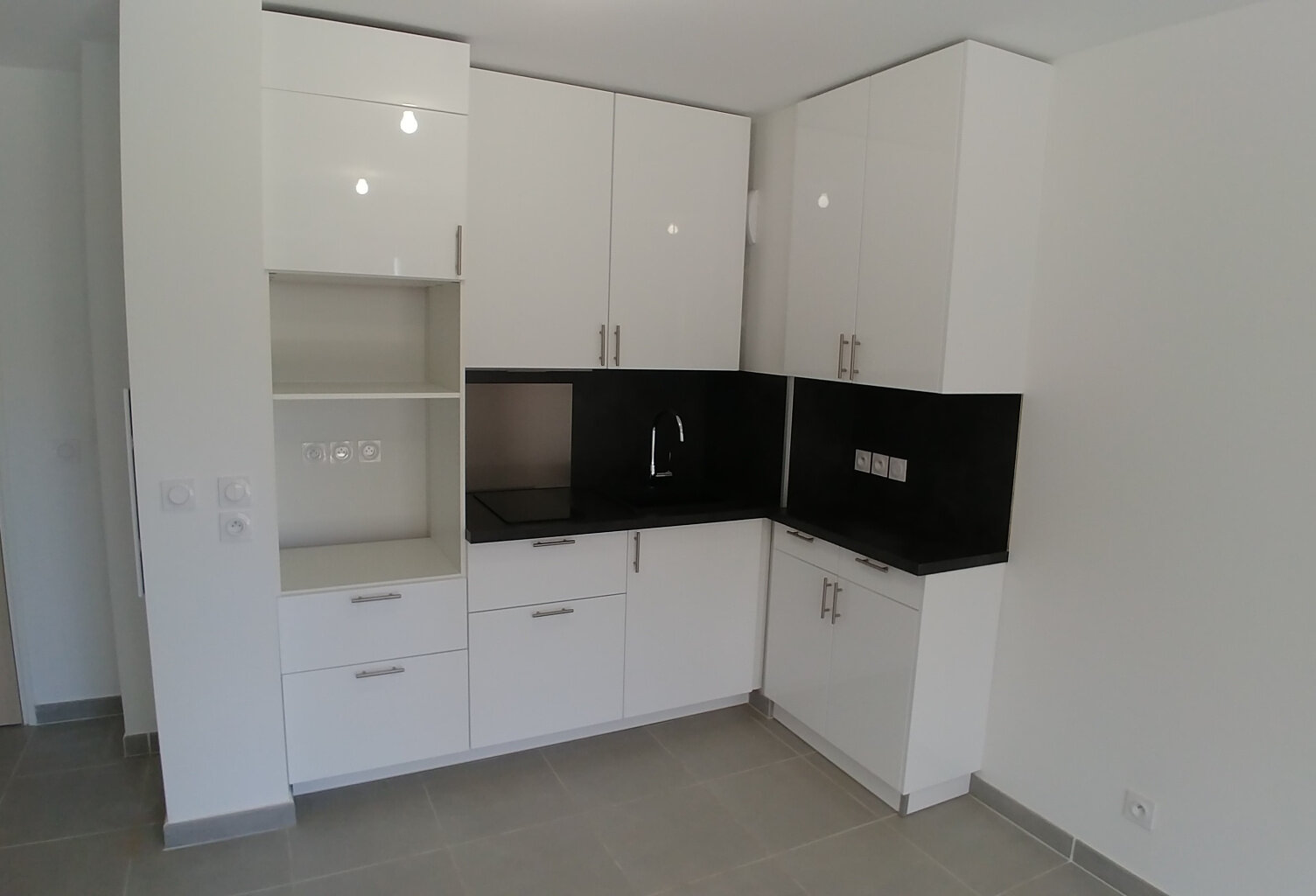 Appartement T2 non meublé   Résidence Coeur Provence — photo 1