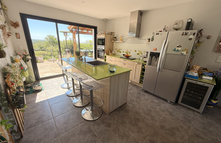 Propriété d'exception avec villa contemporaine, 5 453 m2 de — photo 2