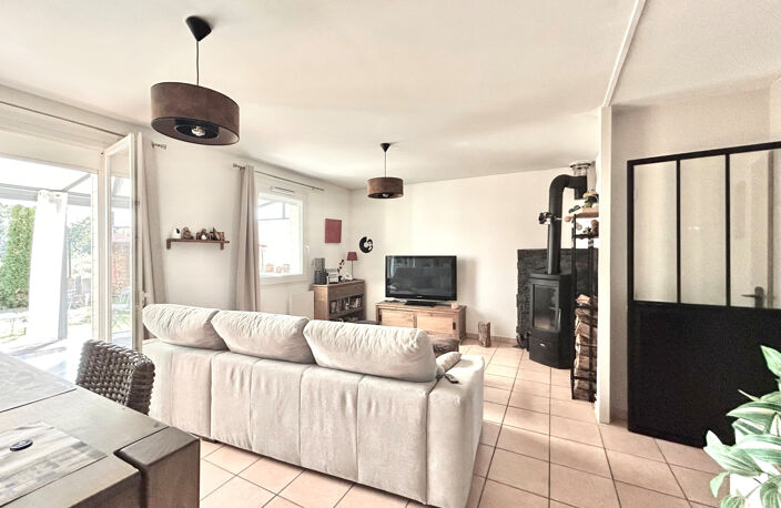 MAISON RECENTE 3CH + VERANDA + JARDIN + GARAGE + 2 PKGS — photo 5