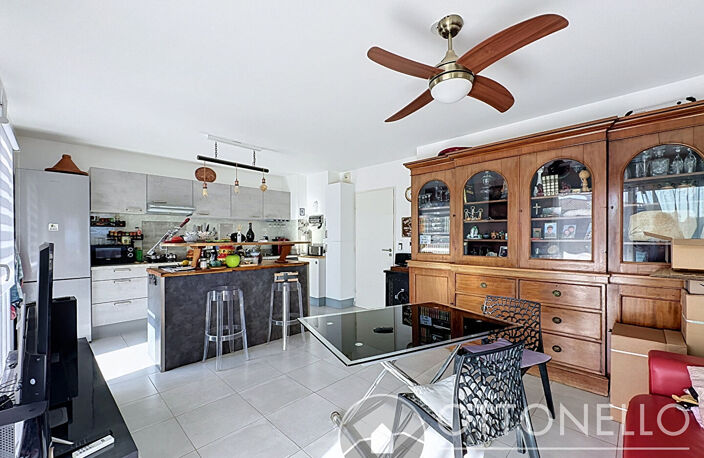 Appartement Roquebrune Sur Argens 3 pièces 57.70 m2 avec terrasse garage et parking — photo 2