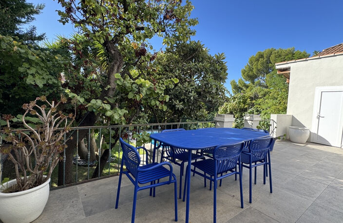 Toulon   Charmante maison des années 30, un véritable cocon — photo 3