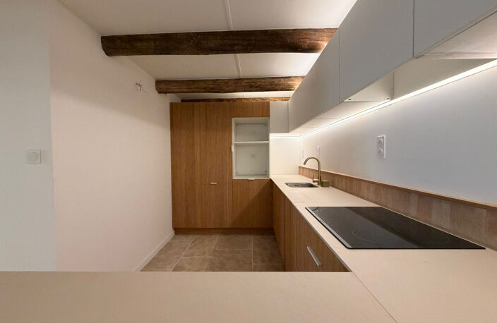 NIMES VAUBAN/CROIX DE FER Magnifique maison rénovée de 165m2 — photo 5