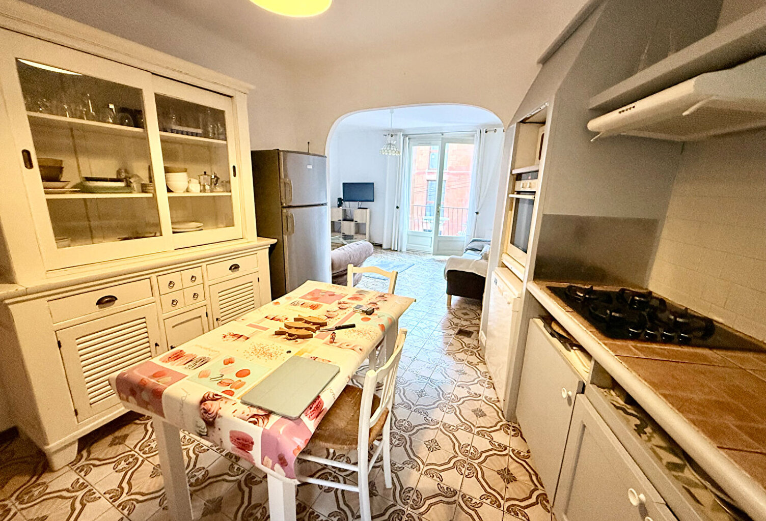 AGDE, Maison vigneronne avec fort potentiel, garage et terrasse — photo 1